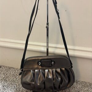 Simply Vera Wang Gray Silver Pewter Purse Handbag Shoulder Pleated Bag